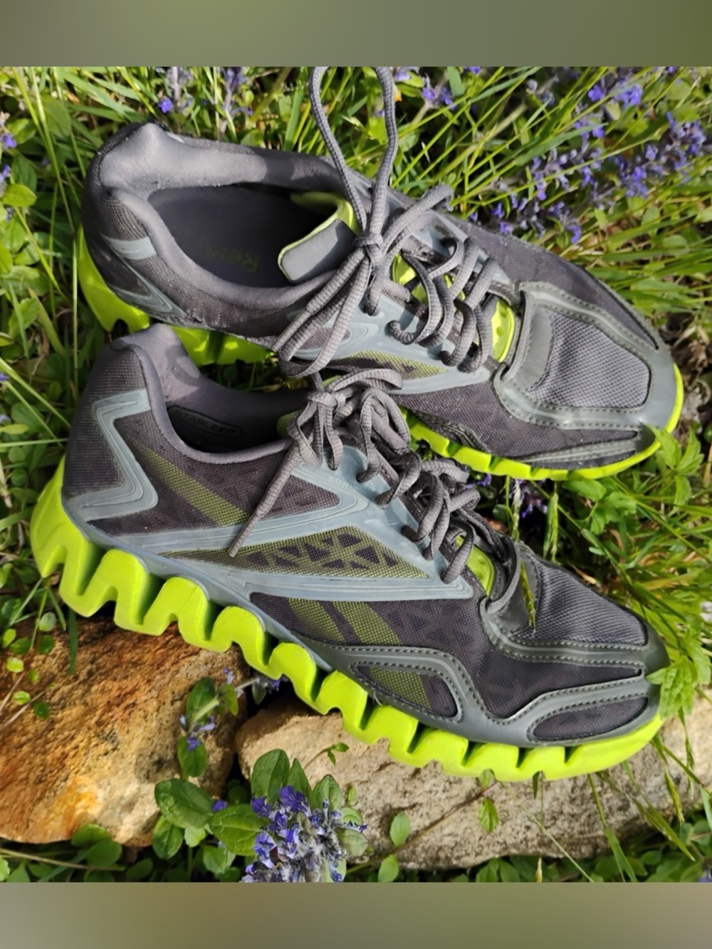 Reebok Womens Athletic Shoes Gray&Lime Green Size 9M